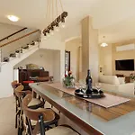 Ef Zin Feriehus *